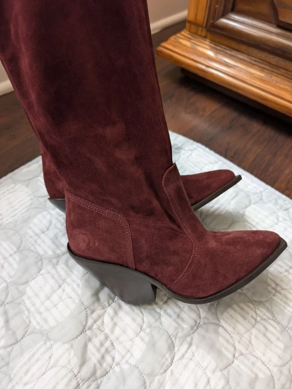 Free People Triple Crown Over The Knee Boots Burgundy Suede Western Size 7 NEW